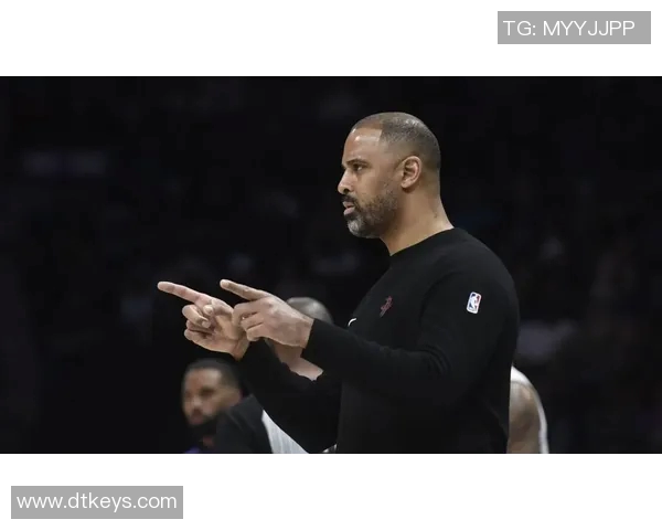 火箭队主帅因战术问题遭遇批评：球队能否扭转颓势？