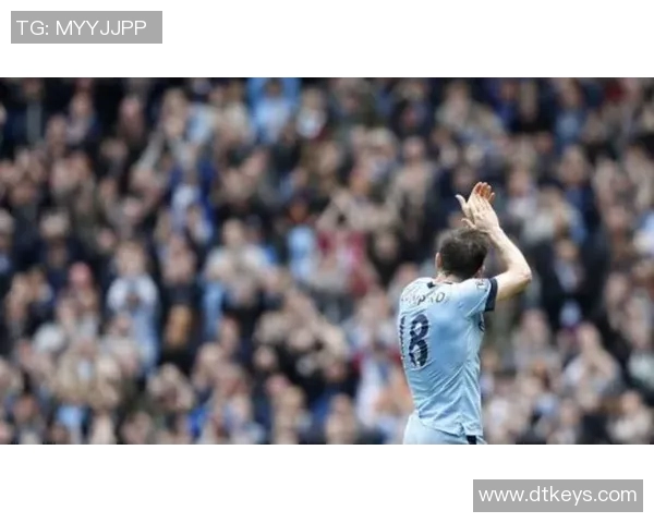 曼城宣布席尔瓦续约一年!西班牙老将再战英超舞台